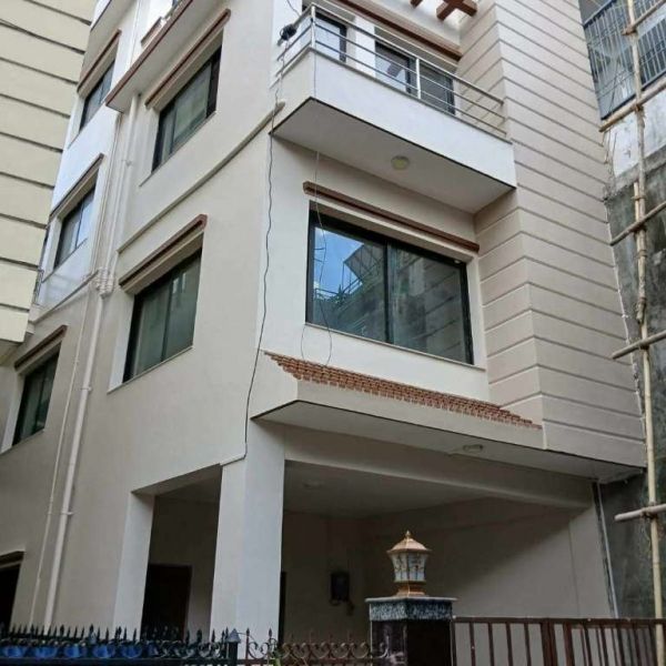 House sale in dhumbhari