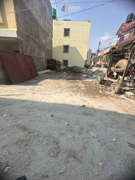 Land on sale at Imadol