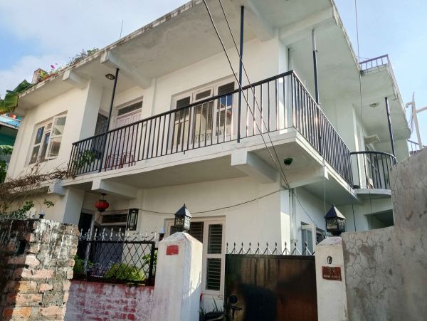 House for sale (negotiable)