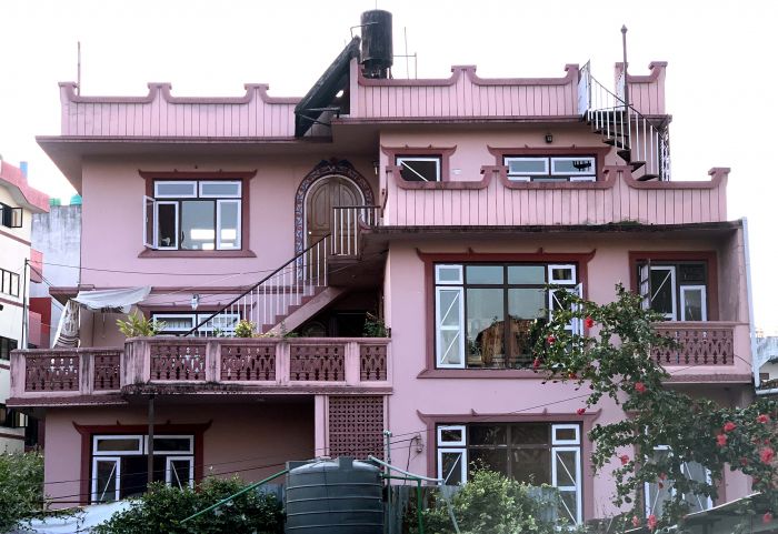 House for sale in Teku