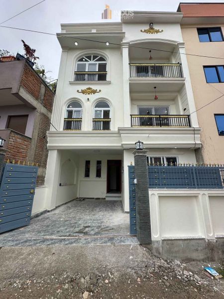 Beautiful House on sale at Tempo park, Imadol