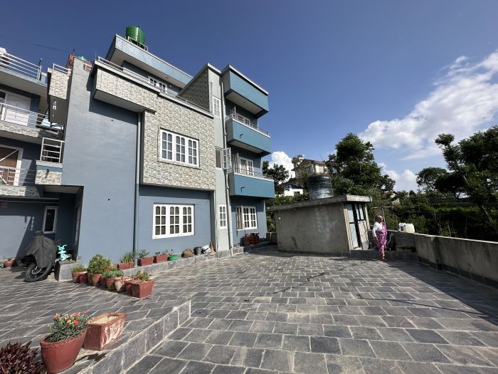 3 Houses in 1 Property for Sale in an ExtraOrdinary Location